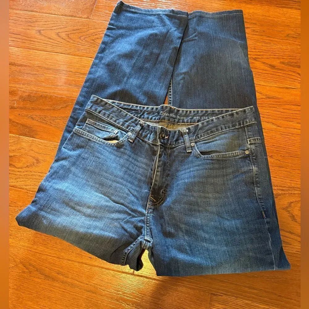 Men’s Calvin Klein size 34 straight Blue Jeans